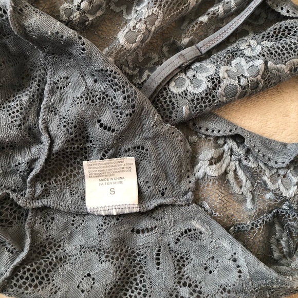 Lace Sleeveless Cami Bodysuit in Silver color size Small - Picture 8 of 10